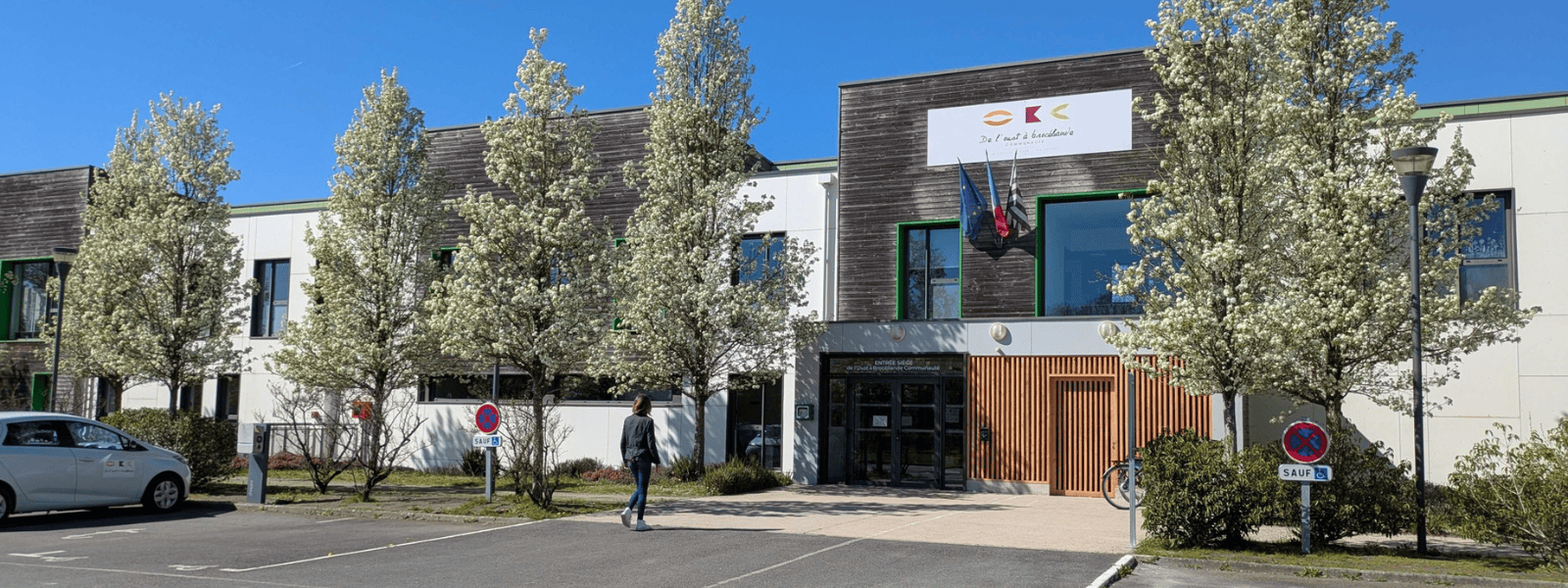 AUXILIAIRE DE PUERICULTURE - TERRAIN F/H